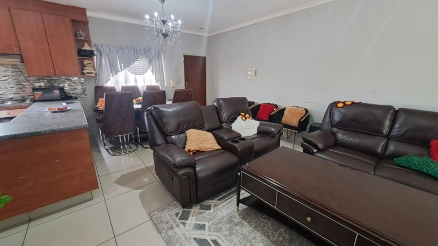 3 Bedroom Property for Sale in Country View Gauteng