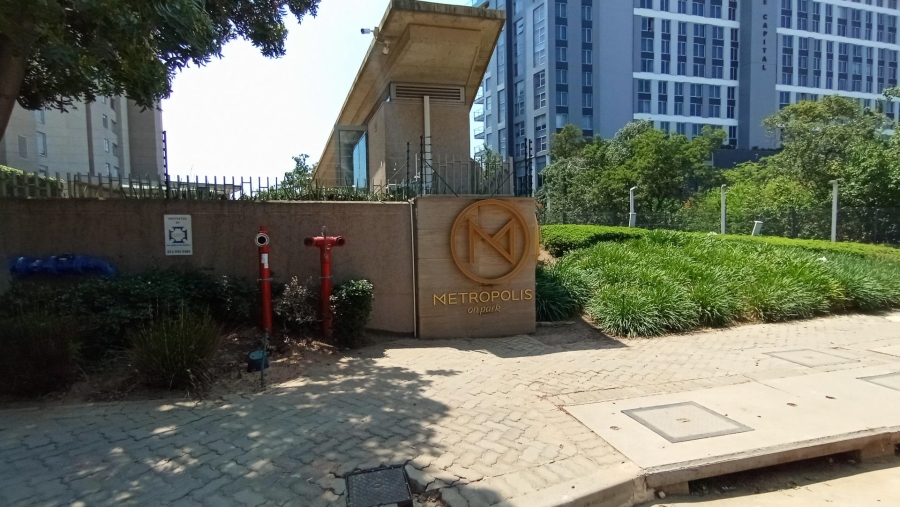 1 Bedroom Property for Sale in Sandown Gauteng