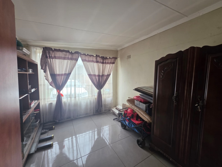 To Let 1 Bedroom Property for Rent in Primrose Gauteng