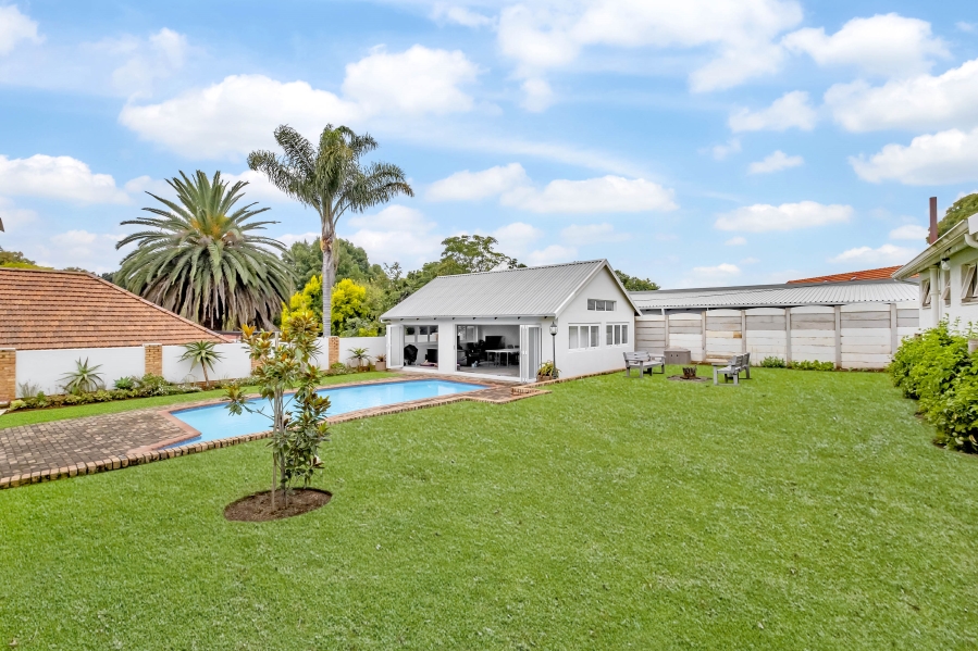 3 Bedroom Property for Sale in Linden Gauteng