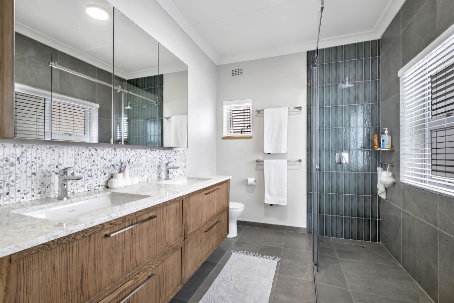 3 Bedroom Property for Sale in Linden Gauteng