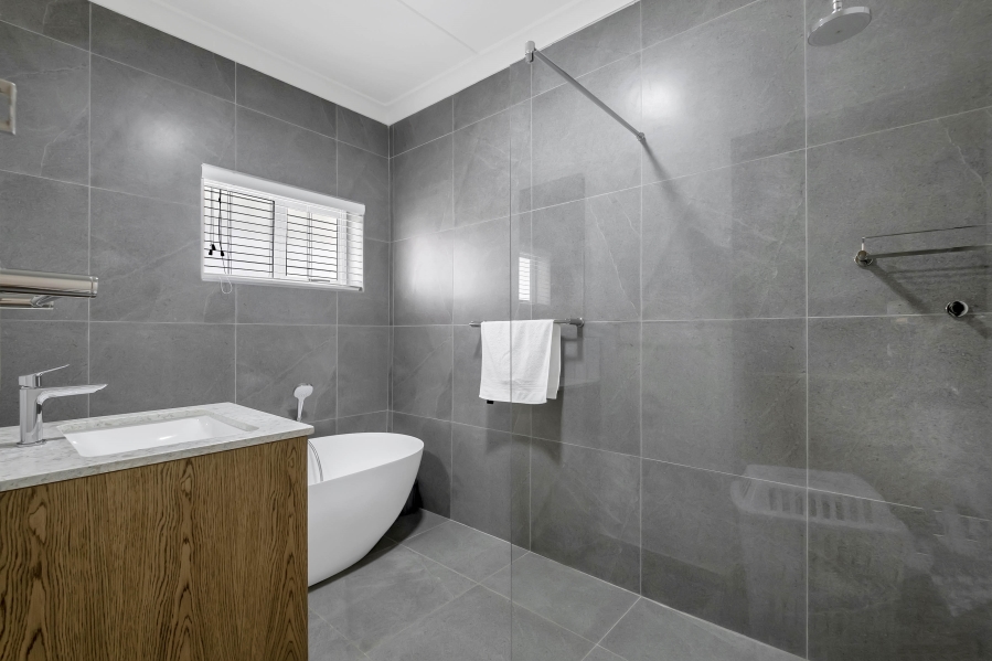 3 Bedroom Property for Sale in Linden Gauteng