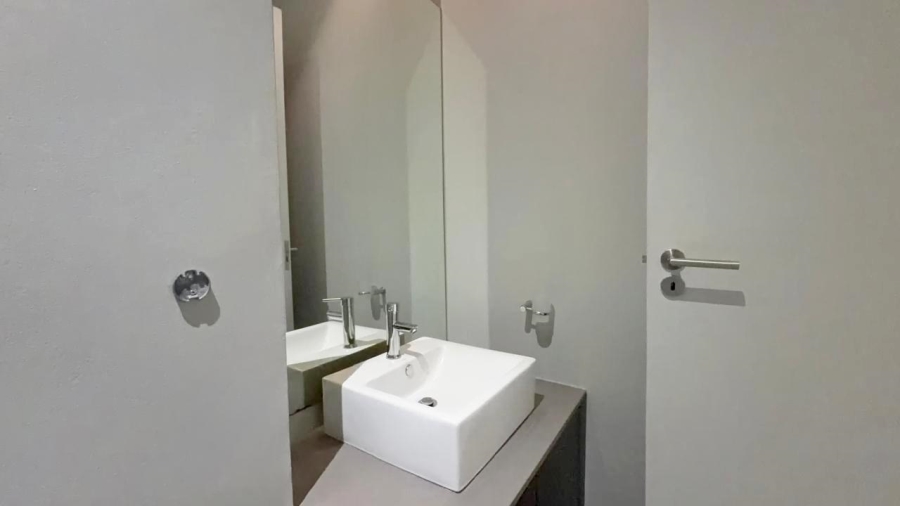 To Let 1 Bedroom Property for Rent in Maboneng Gauteng