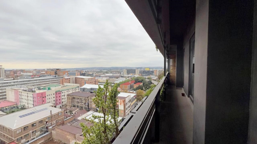 To Let 1 Bedroom Property for Rent in Maboneng Gauteng
