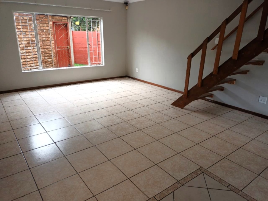 4 Bedroom Property for Sale in Zwartkop Gauteng