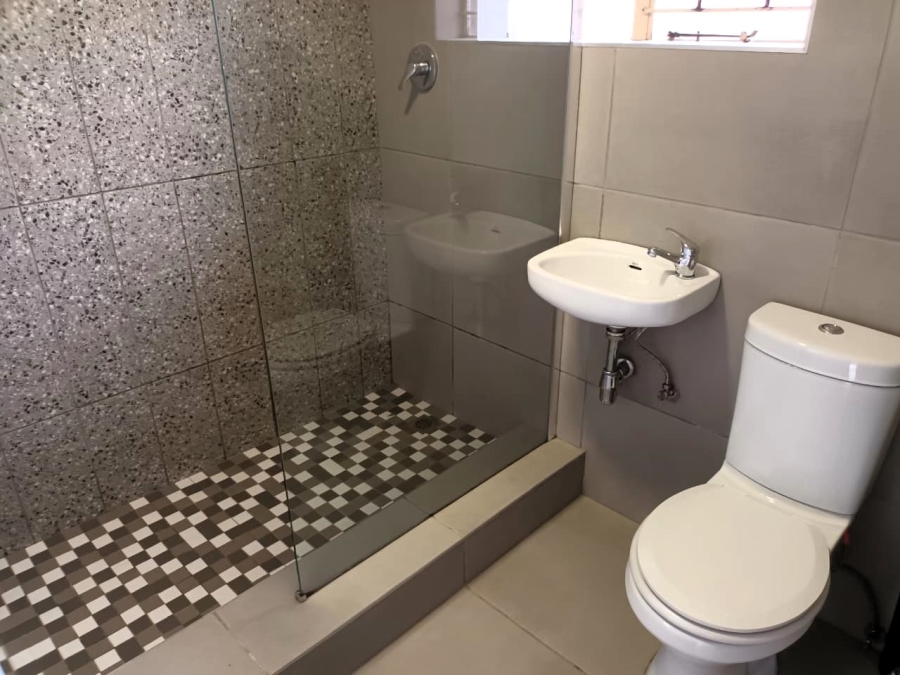 4 Bedroom Property for Sale in Zwartkop Gauteng