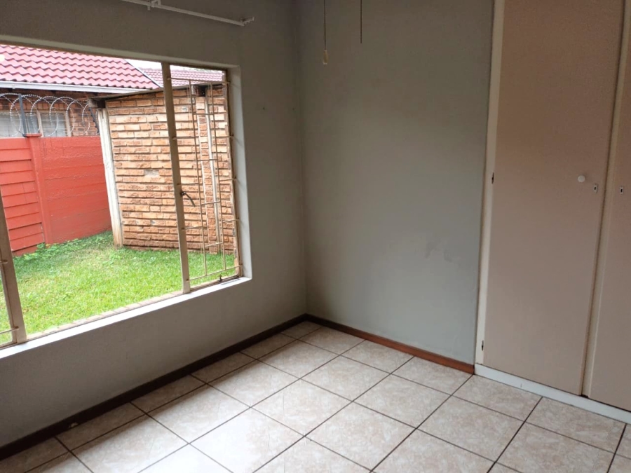 4 Bedroom Property for Sale in Zwartkop Gauteng