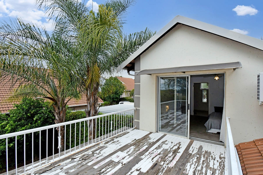 2 Bedroom Property for Sale in Broadacres Gauteng