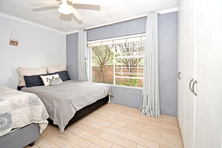 2 Bedroom Property for Sale in Broadacres Gauteng