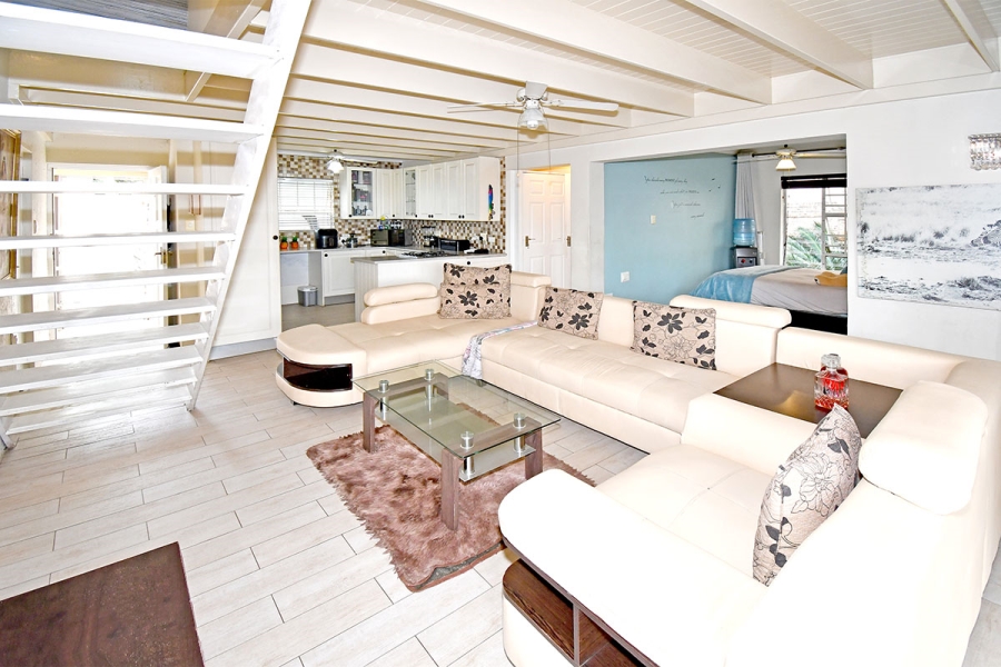 2 Bedroom Property for Sale in Broadacres Gauteng