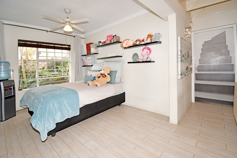 2 Bedroom Property for Sale in Broadacres Gauteng