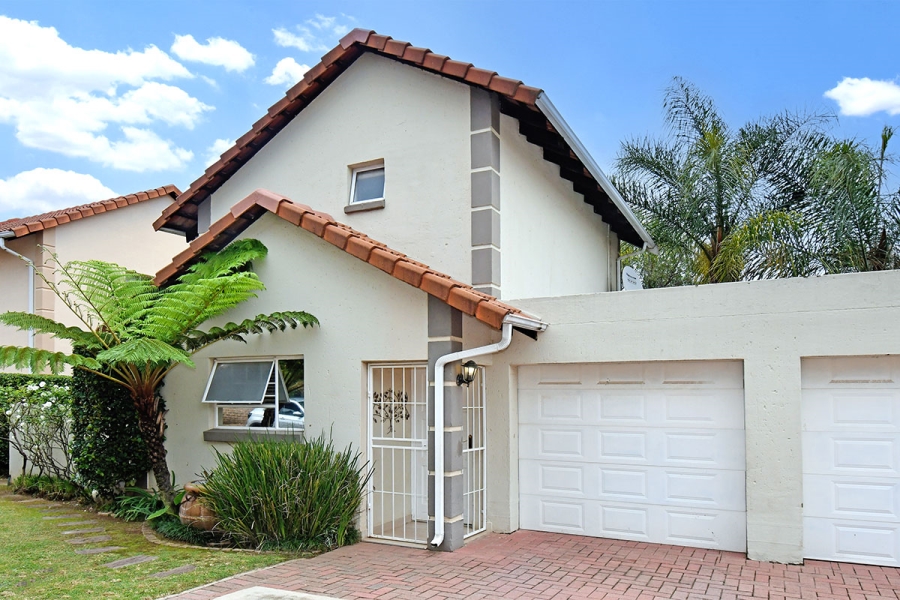 2 Bedroom Property for Sale in Broadacres Gauteng