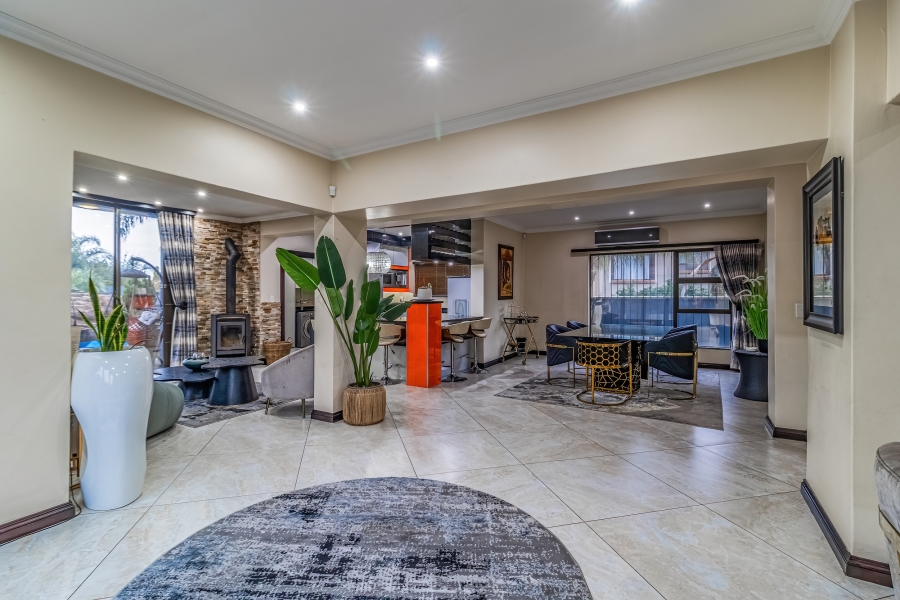 4 Bedroom Property for Sale in Bassonia Gauteng
