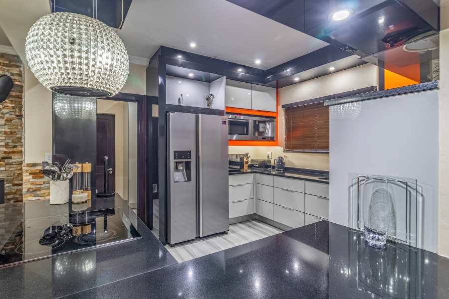 4 Bedroom Property for Sale in Bassonia Gauteng