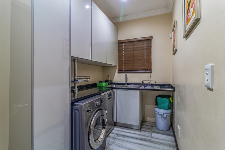 4 Bedroom Property for Sale in Bassonia Gauteng