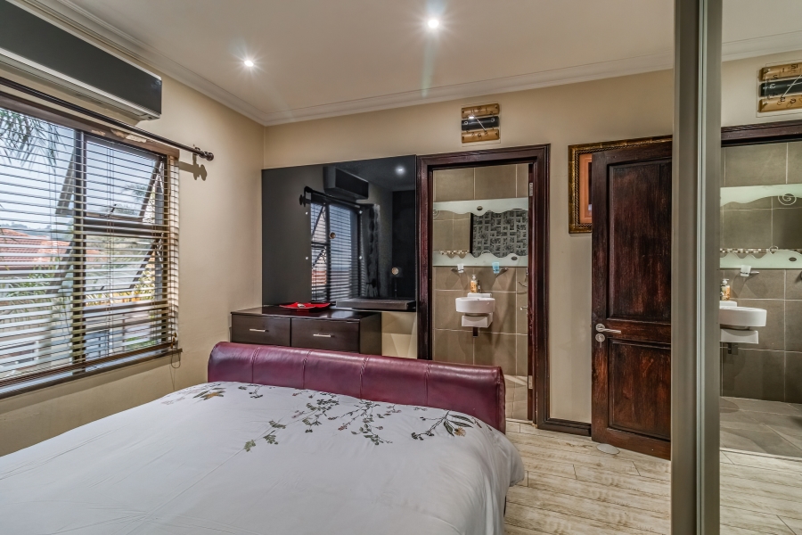 4 Bedroom Property for Sale in Bassonia Gauteng