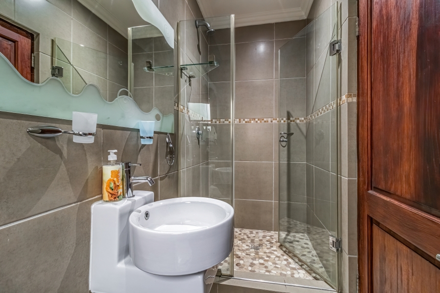 4 Bedroom Property for Sale in Bassonia Gauteng