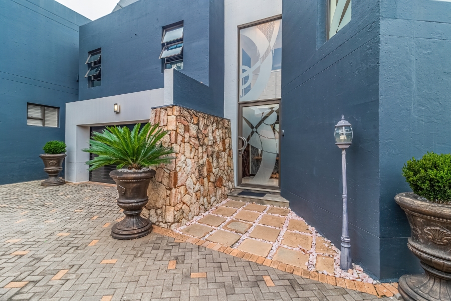 4 Bedroom Property for Sale in Bassonia Gauteng