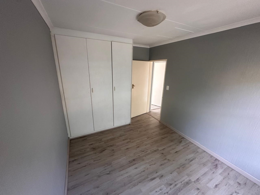 To Let 2 Bedroom Property for Rent in Amorosa Gauteng