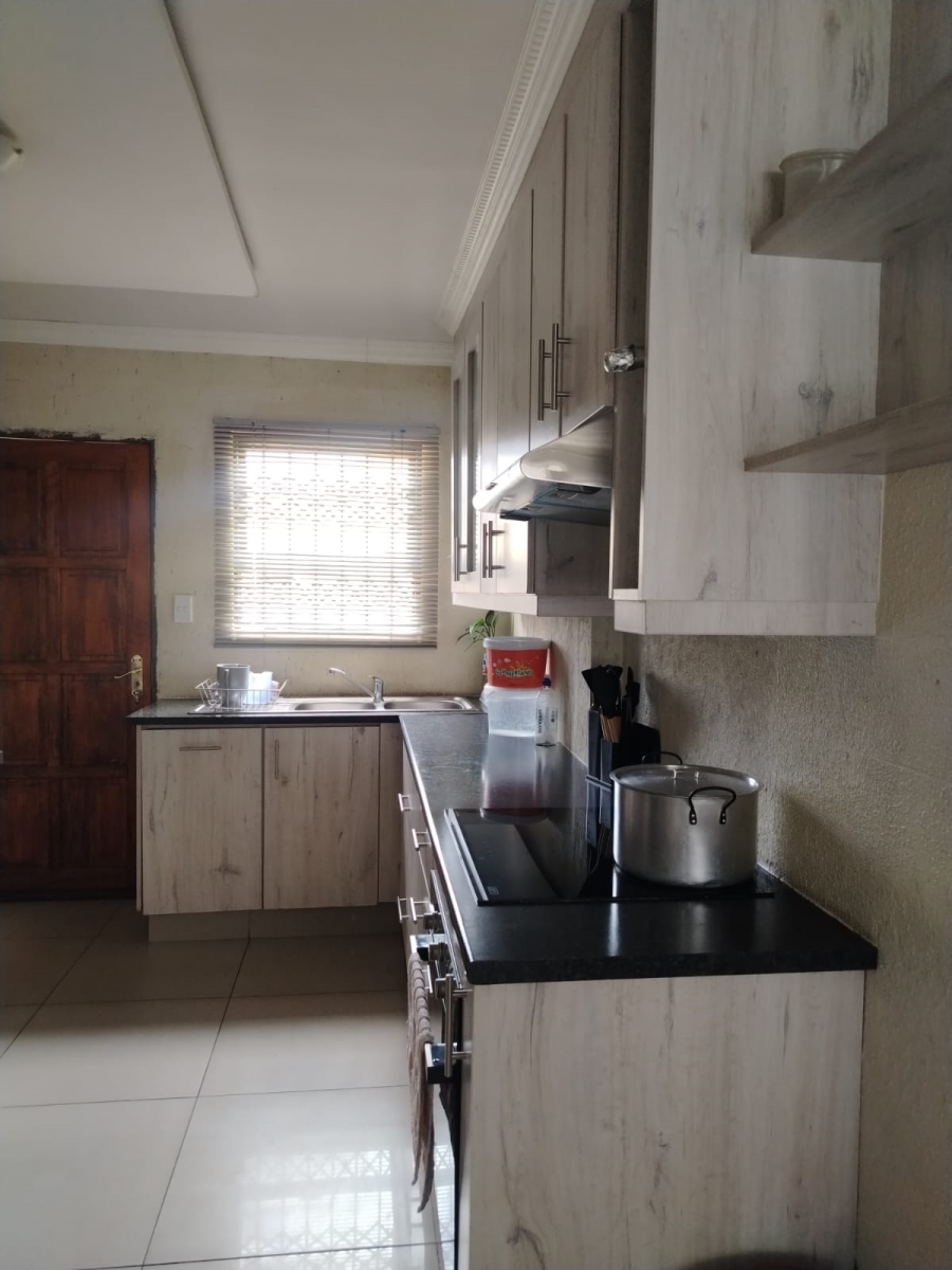3 Bedroom Property for Sale in Kaalfontein Gauteng