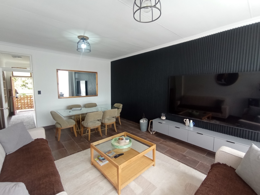 2 Bedroom Property for Sale in South Crest Gauteng
