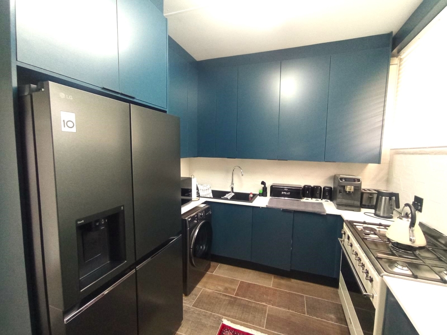 2 Bedroom Property for Sale in South Crest Gauteng