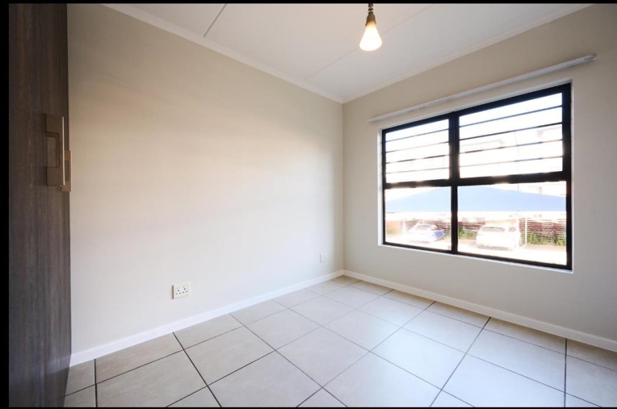 3 Bedroom Property for Sale in Olivedale Gauteng