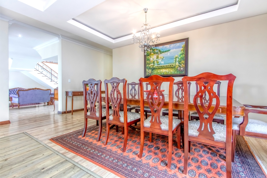 5 Bedroom Property for Sale in Bryanston Gauteng