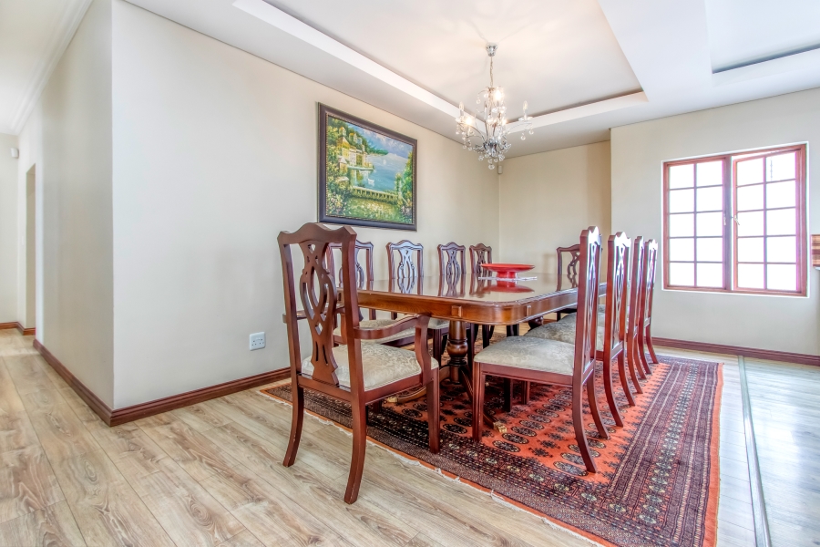5 Bedroom Property for Sale in Bryanston Gauteng