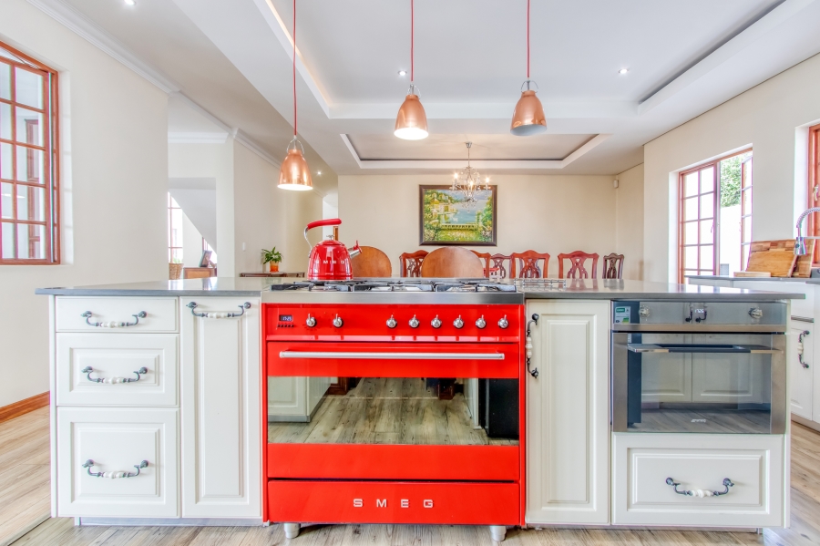 5 Bedroom Property for Sale in Bryanston Gauteng