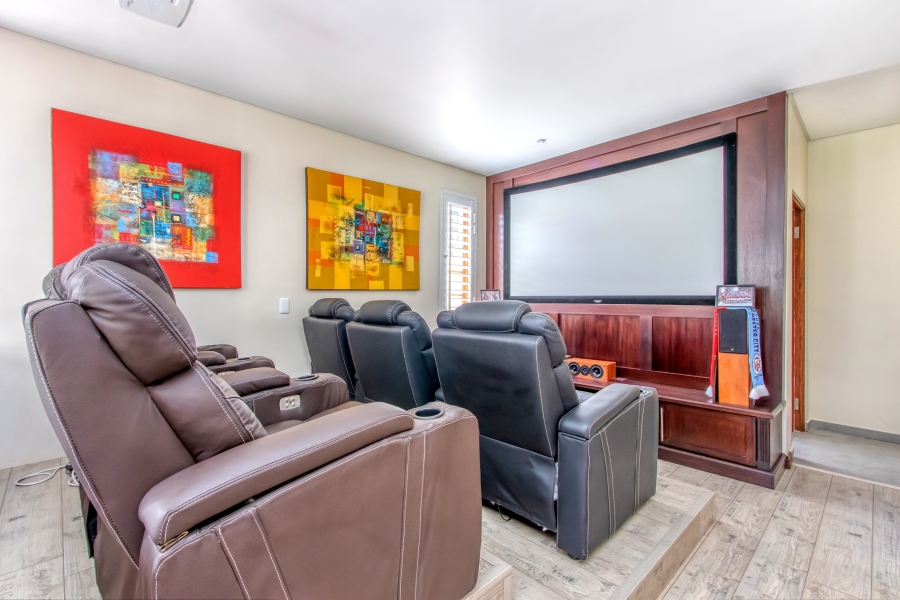 5 Bedroom Property for Sale in Bryanston Gauteng