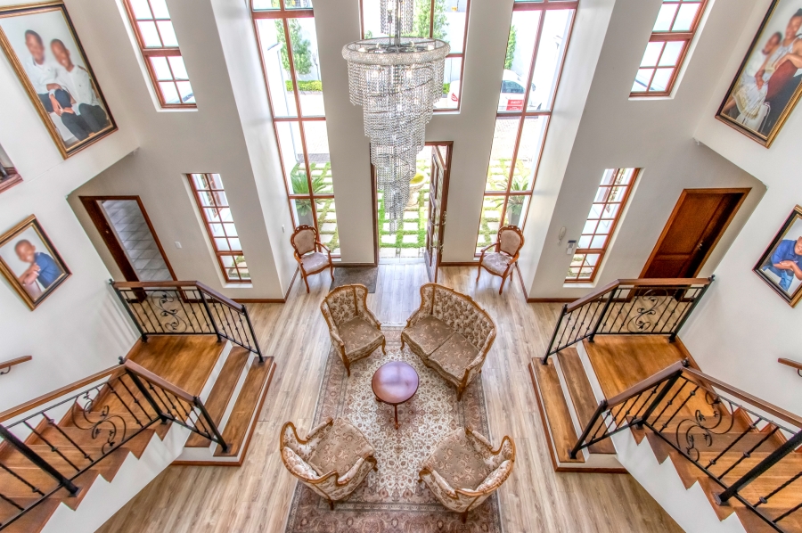 5 Bedroom Property for Sale in Bryanston Gauteng