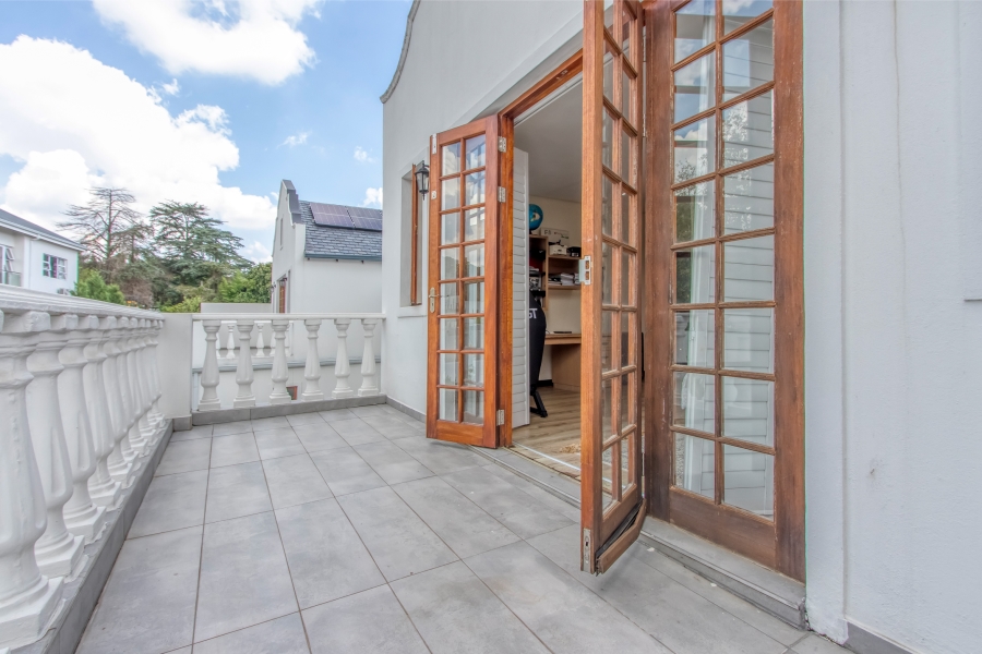 5 Bedroom Property for Sale in Bryanston Gauteng