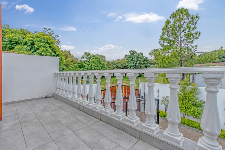 5 Bedroom Property for Sale in Bryanston Gauteng