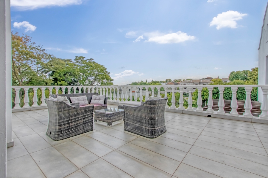 5 Bedroom Property for Sale in Bryanston Gauteng