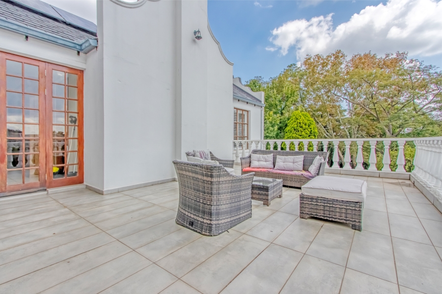 5 Bedroom Property for Sale in Bryanston Gauteng