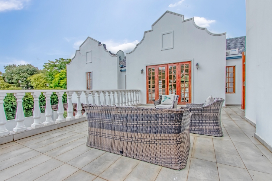 5 Bedroom Property for Sale in Bryanston Gauteng
