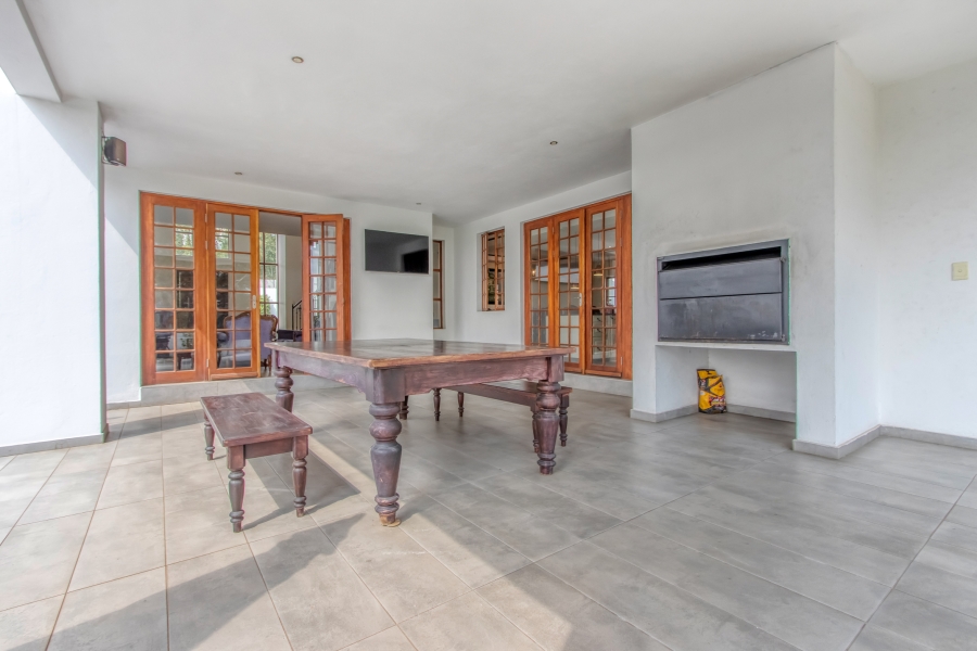 5 Bedroom Property for Sale in Bryanston Gauteng