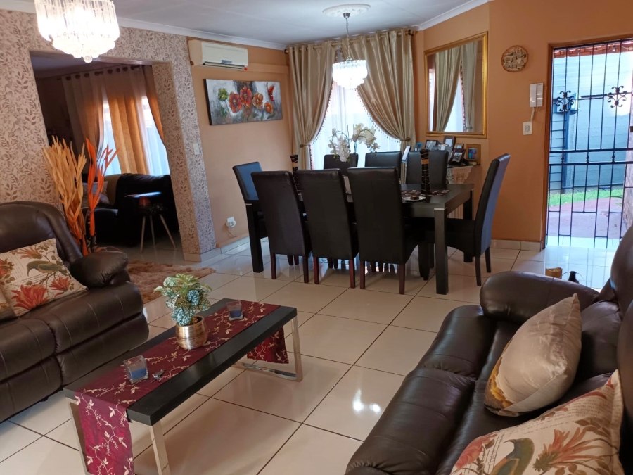 3 Bedroom Property for Sale in Zwartkop Gauteng