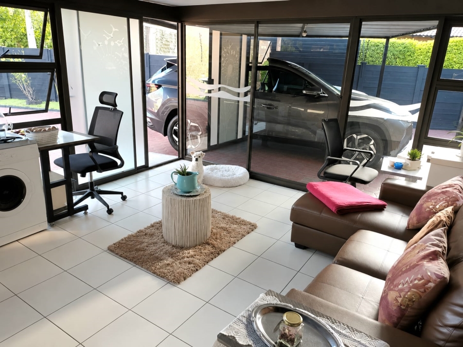 3 Bedroom Property for Sale in Zwartkop Gauteng