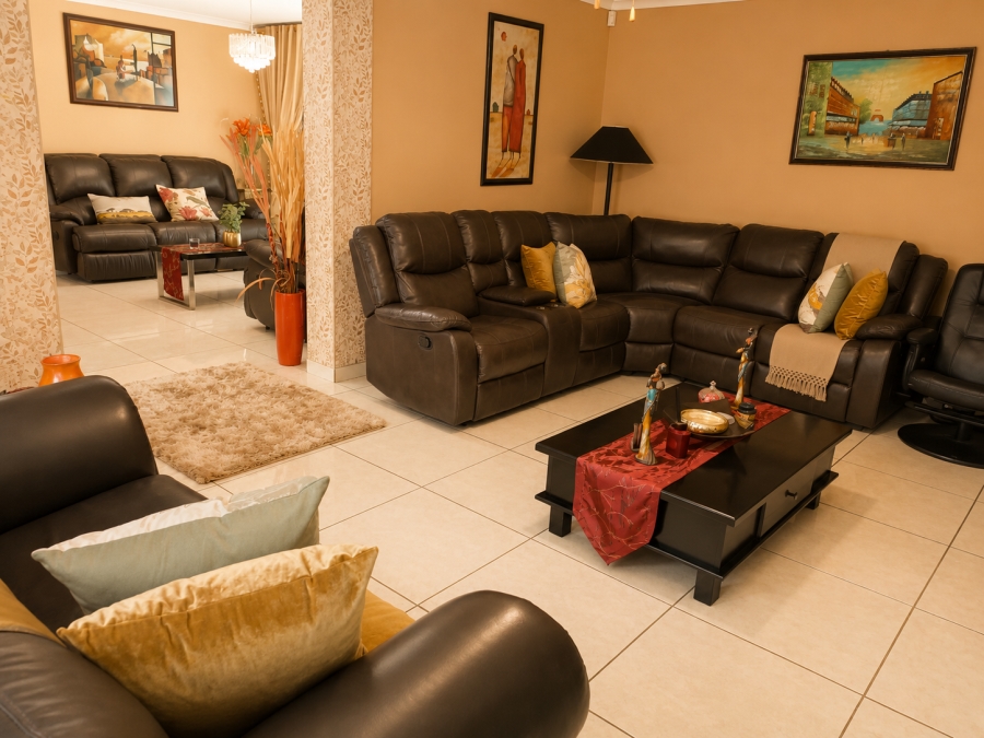 3 Bedroom Property for Sale in Zwartkop Gauteng