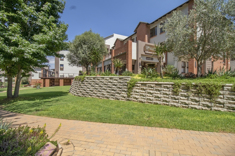 2 Bedroom Property for Sale in Douglasdale Gauteng