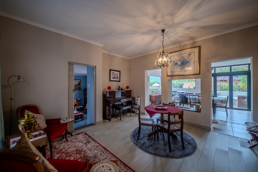 4 Bedroom Property for Sale in Faerie Glen Gauteng