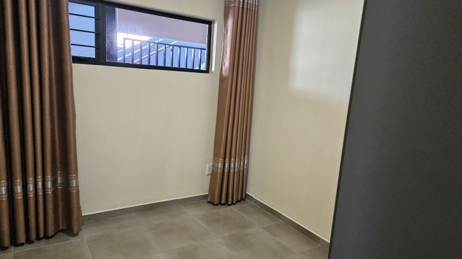 To Let 2 Bedroom Property for Rent in Waterfall Gauteng