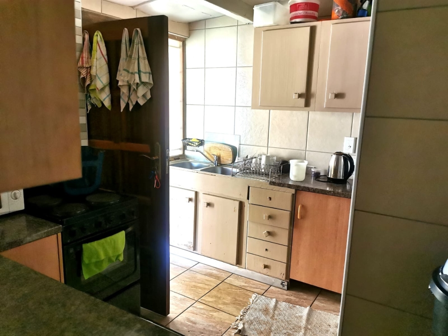 5 Bedroom Property for Sale in Primrose Gauteng