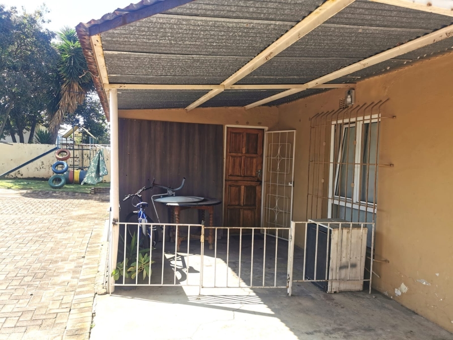 5 Bedroom Property for Sale in Primrose Gauteng