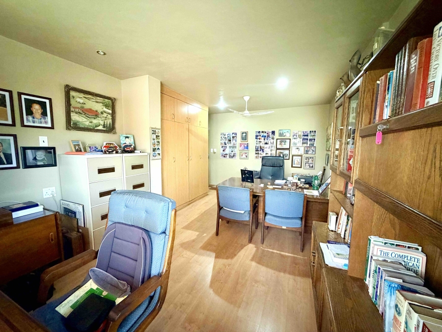3 Bedroom Property for Sale in The Glades Gauteng