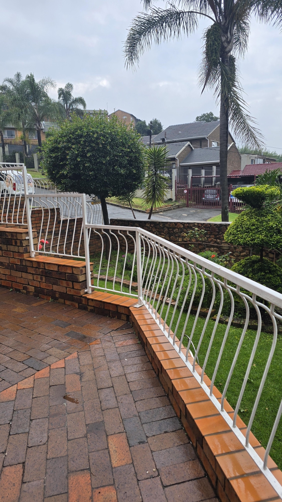 5 Bedroom Property for Sale in Rant En Dal Gauteng