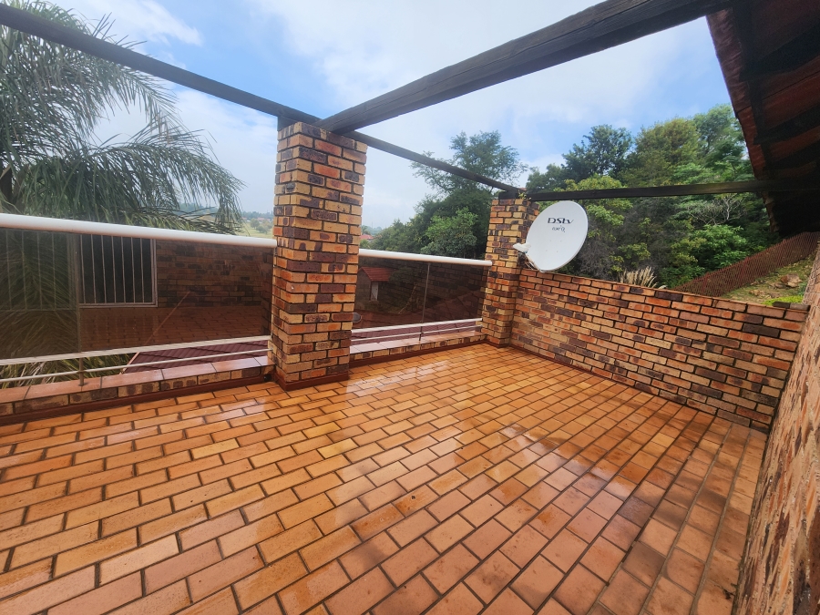 5 Bedroom Property for Sale in Rant En Dal Gauteng