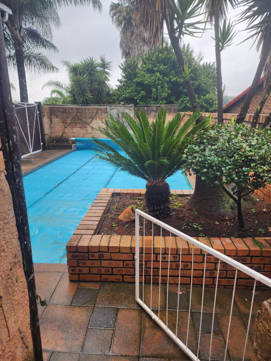 5 Bedroom Property for Sale in Rant En Dal Gauteng